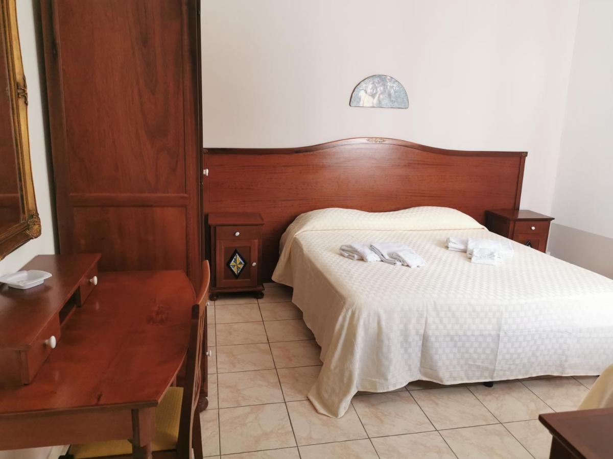 I Cappuccini Rooms Catánia Buitenkant foto