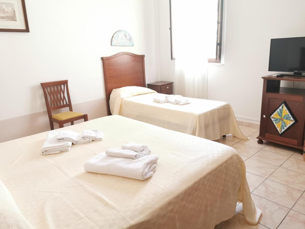 I Cappuccini Rooms Catánia Buitenkant foto
